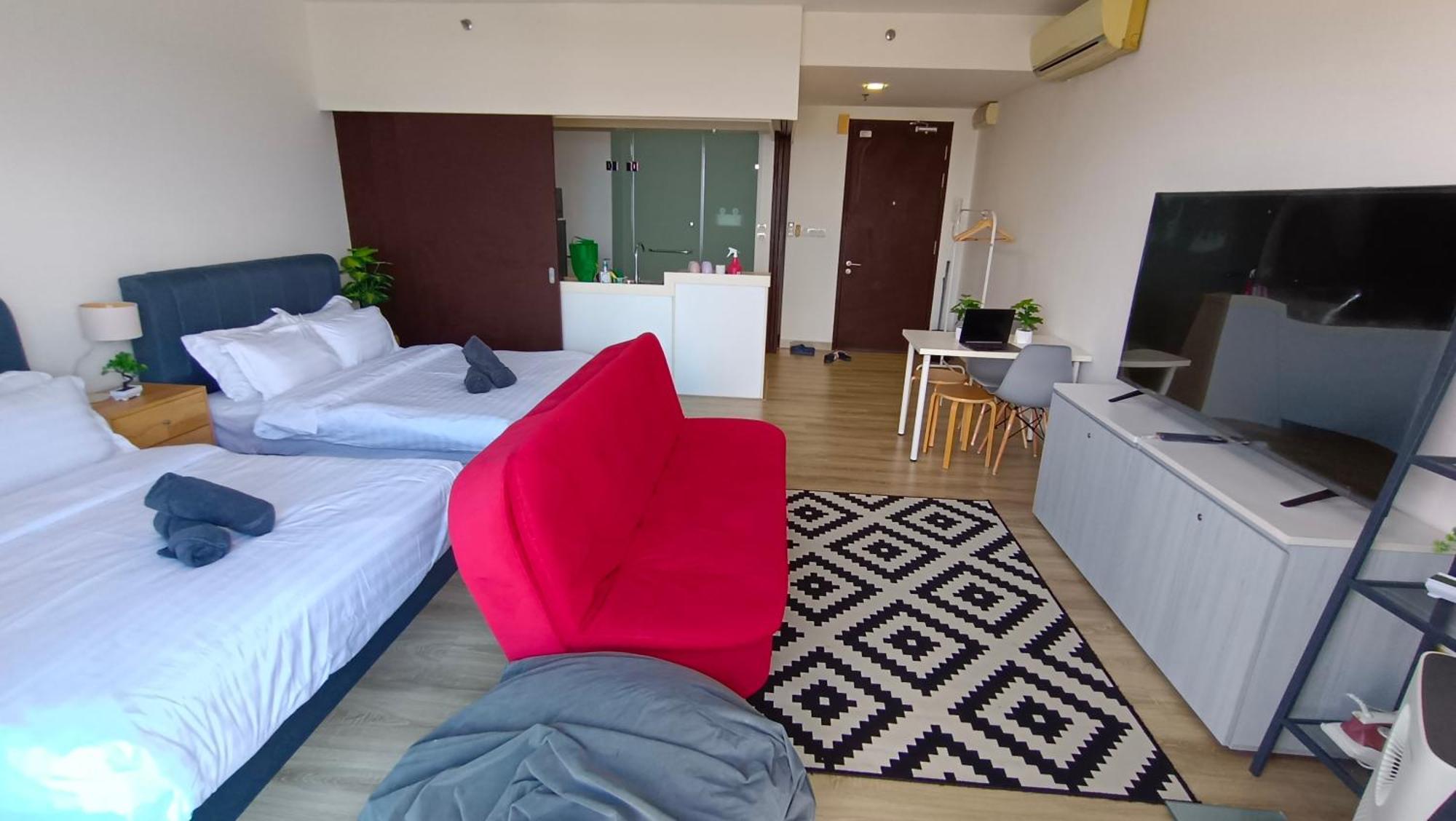 Apartment Trefoil Setia Alam My Staycation *
